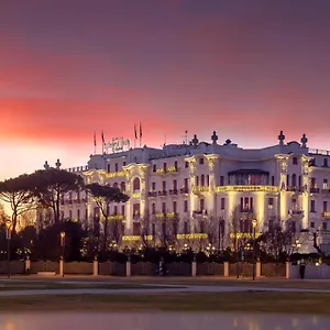 ***** Hotel Grand Italia